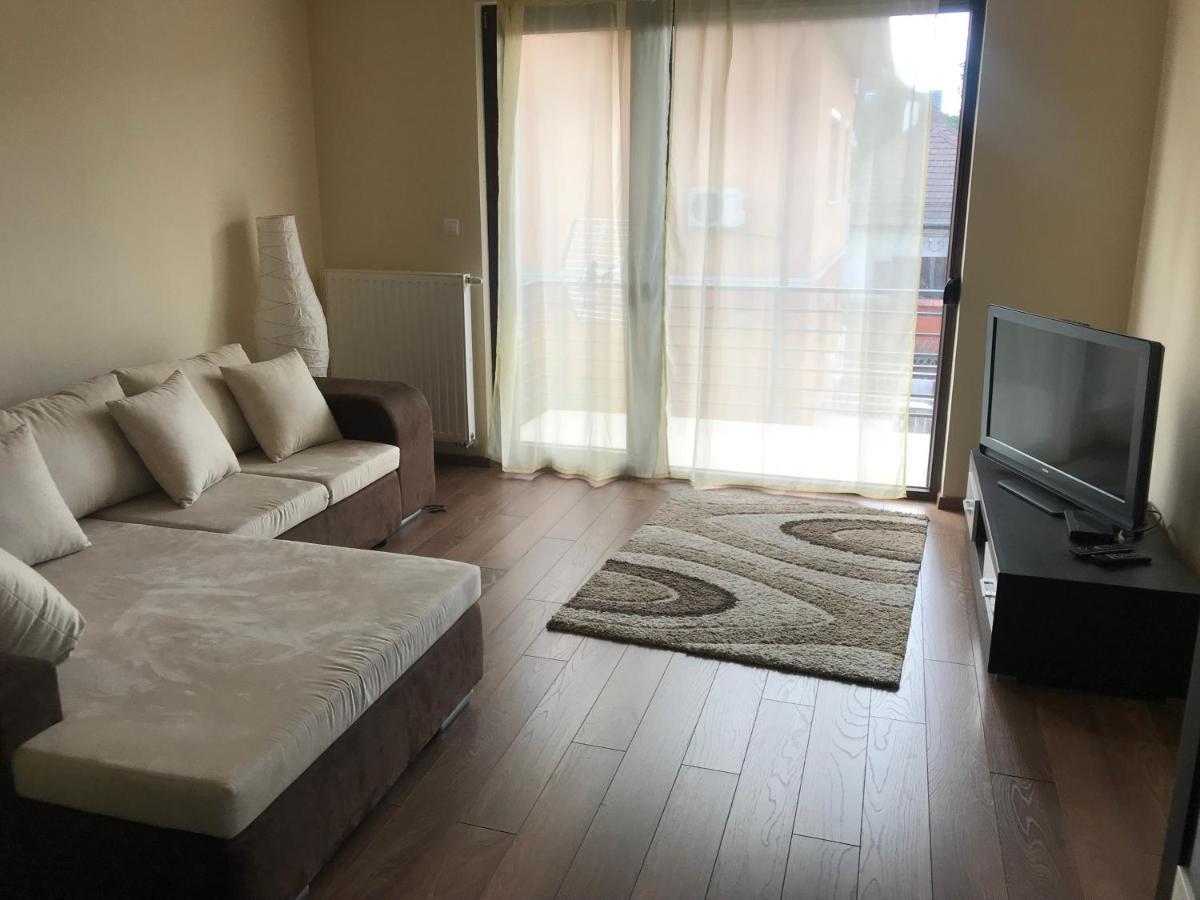 ブダペストPaskal Themal Apartman, Free Parking Inside The Buildingアパートメント エクステリア 写真